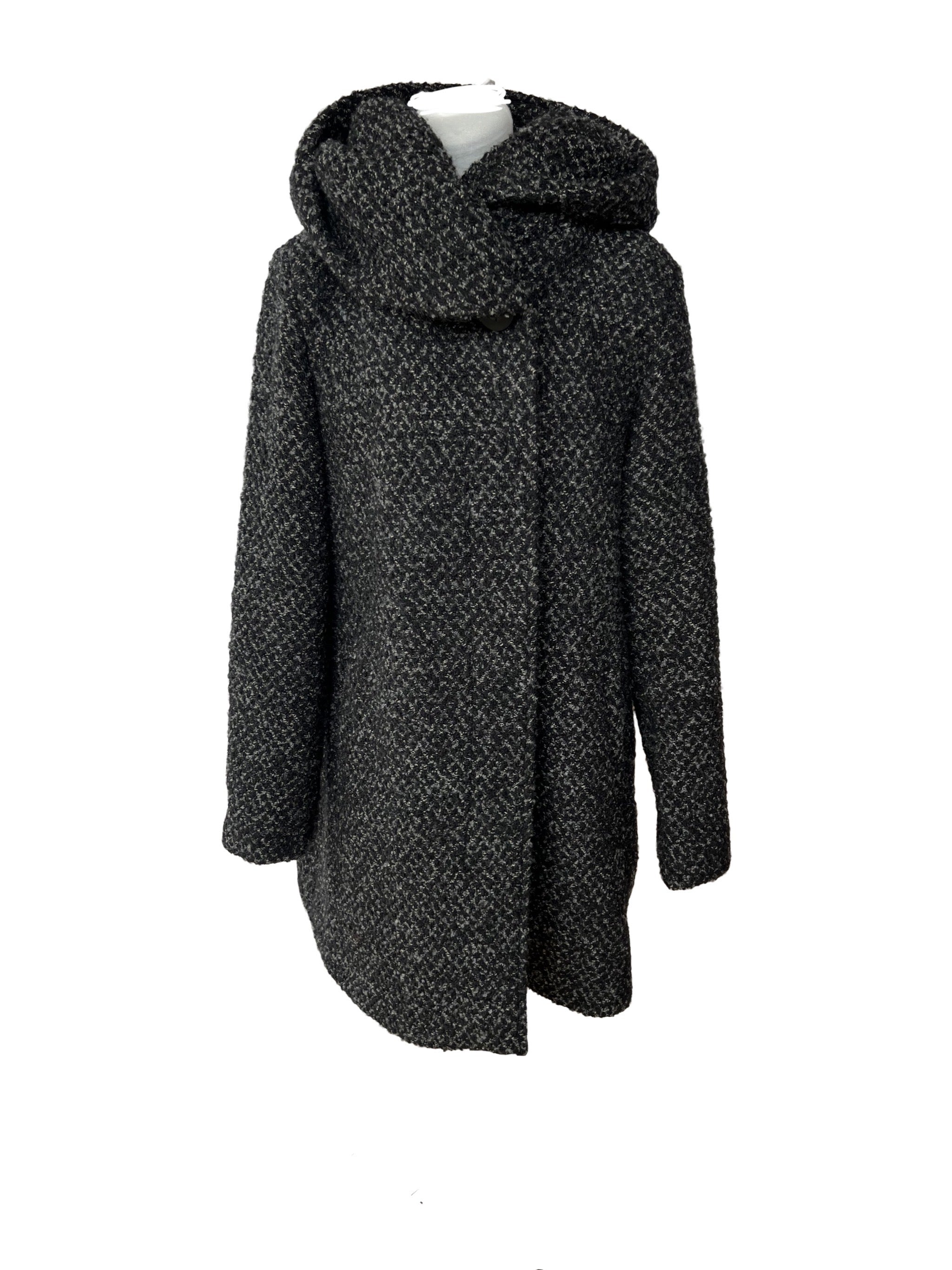 Hooded Vila Coat