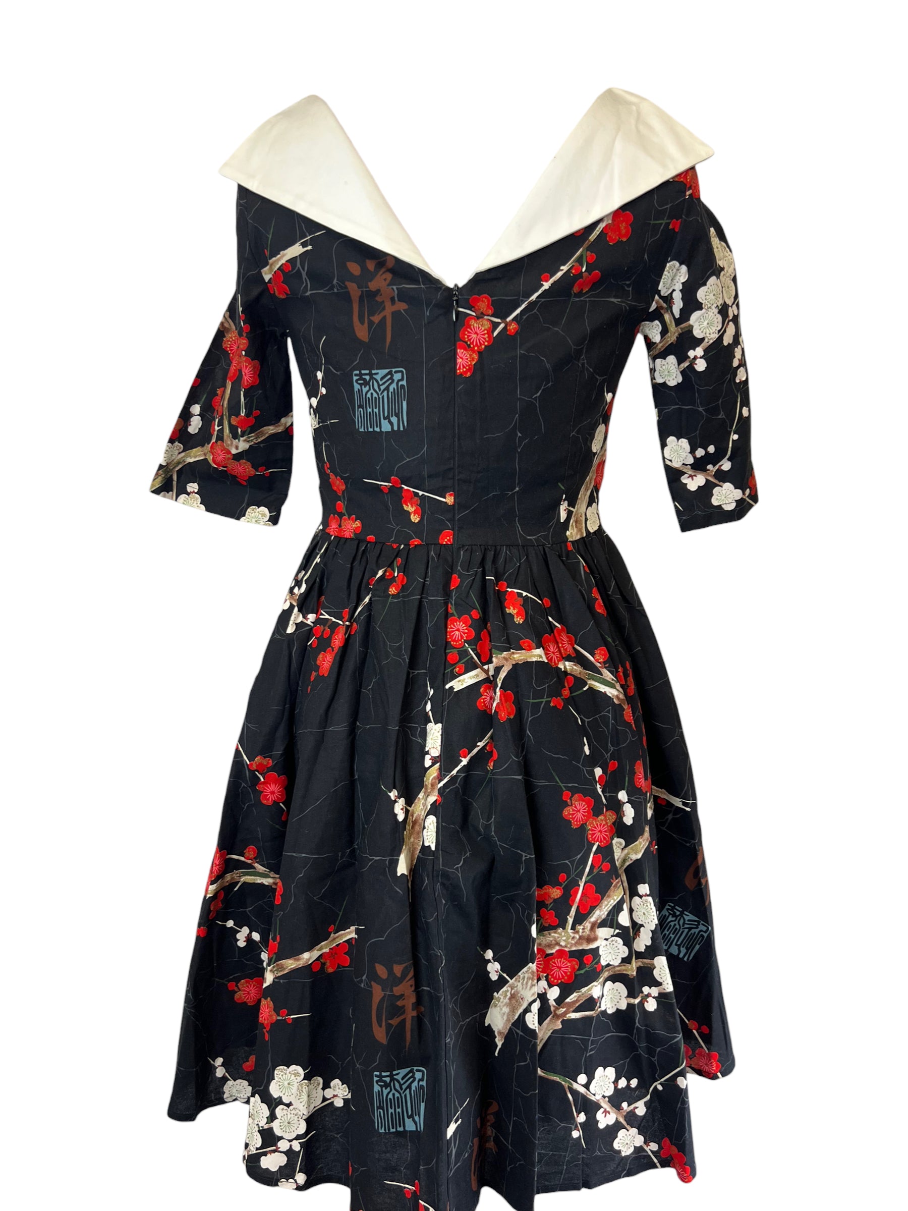 Queen of Halloway Women's Dress