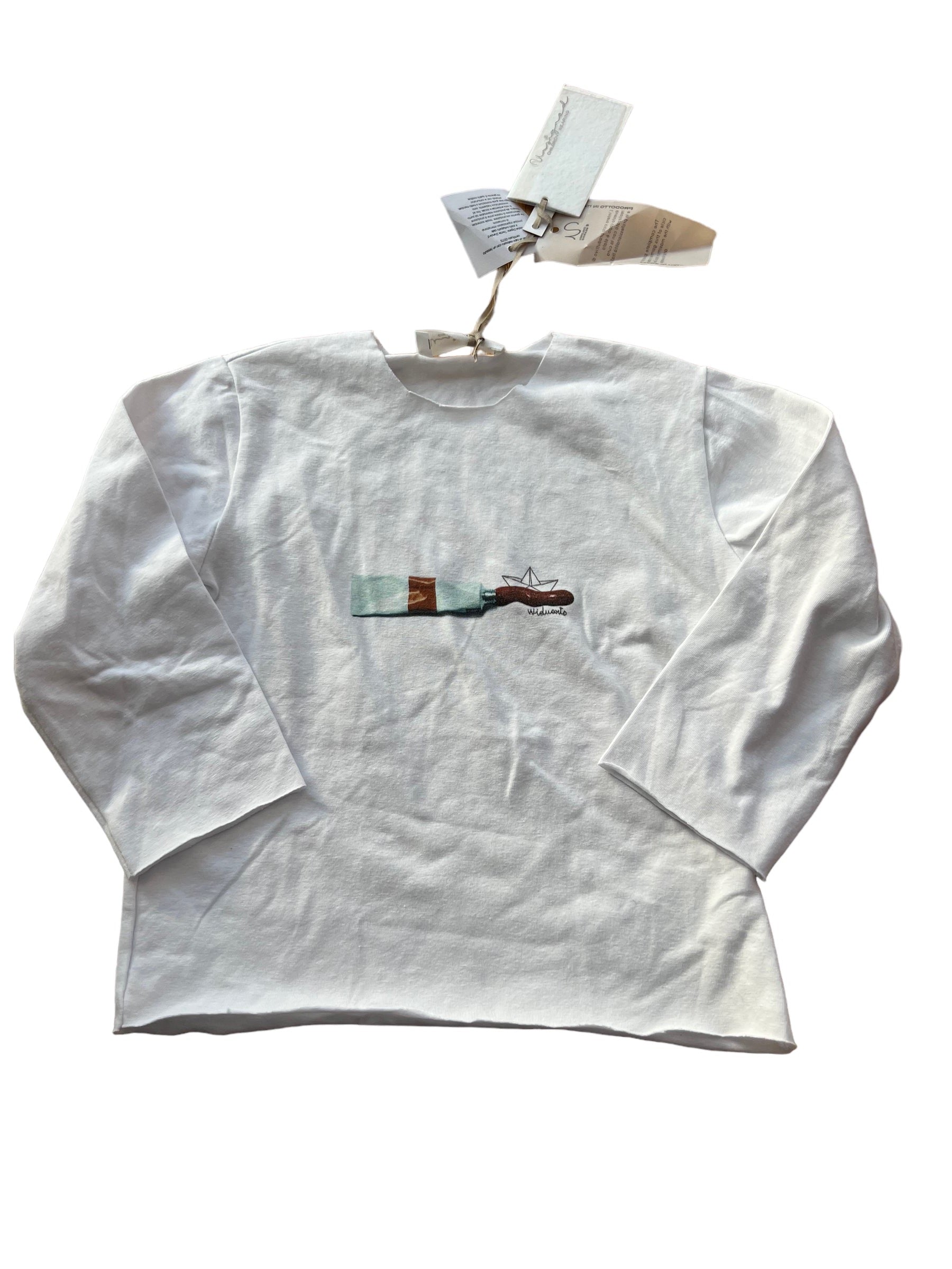 Unsigned Children Wearing Kids Top