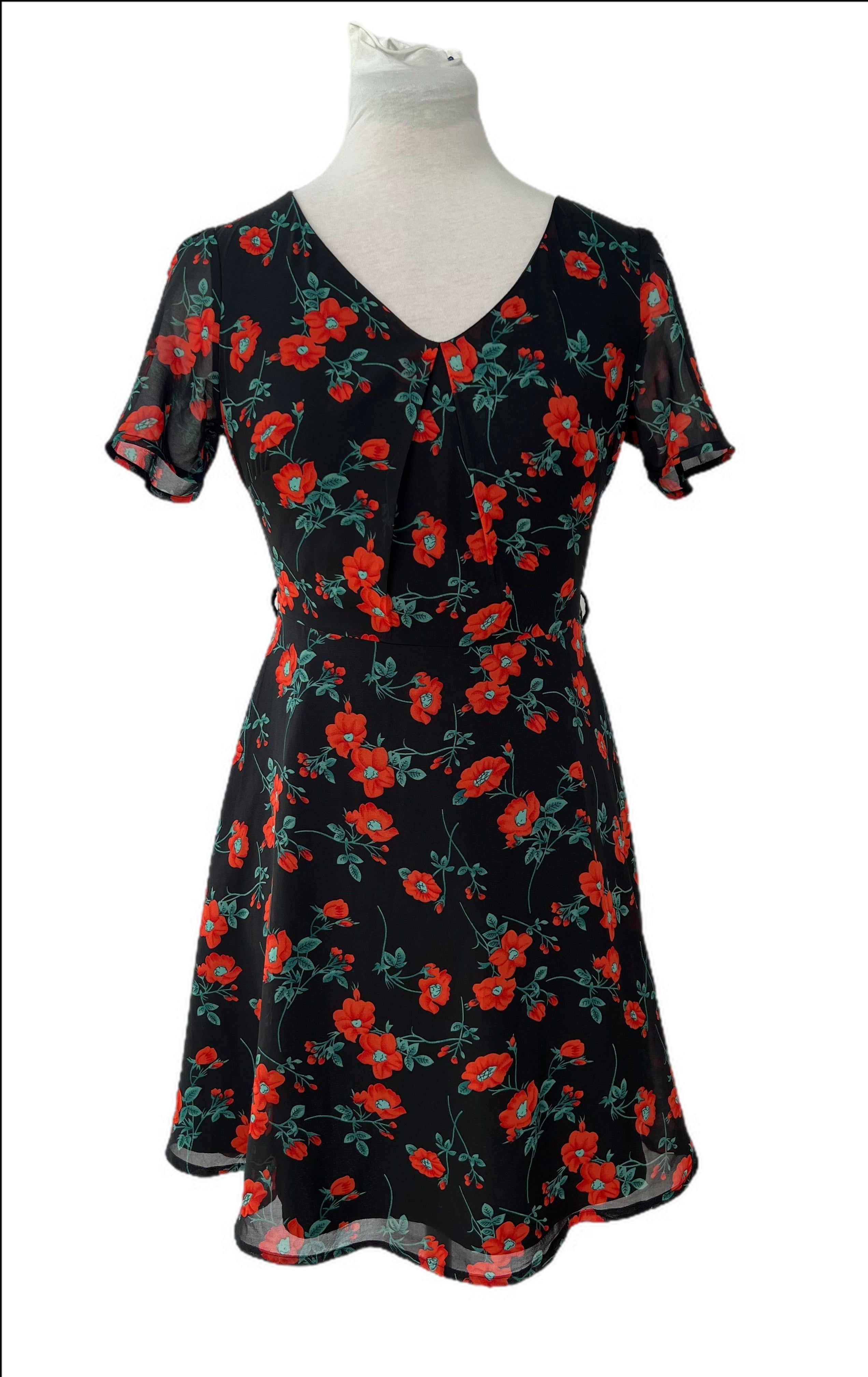 Petite Poppy Print Dress w belt loops