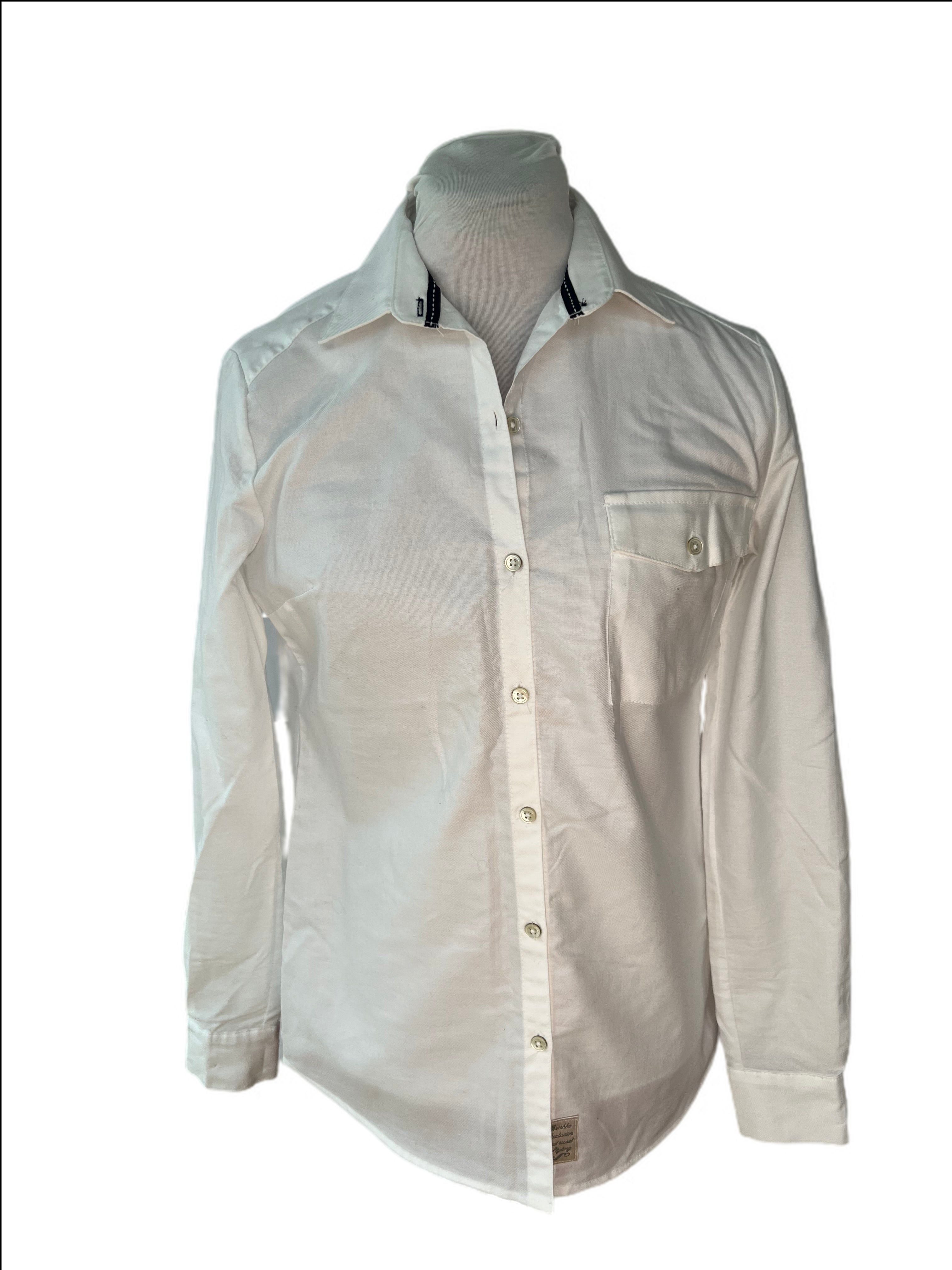 Long sleeve button shirt