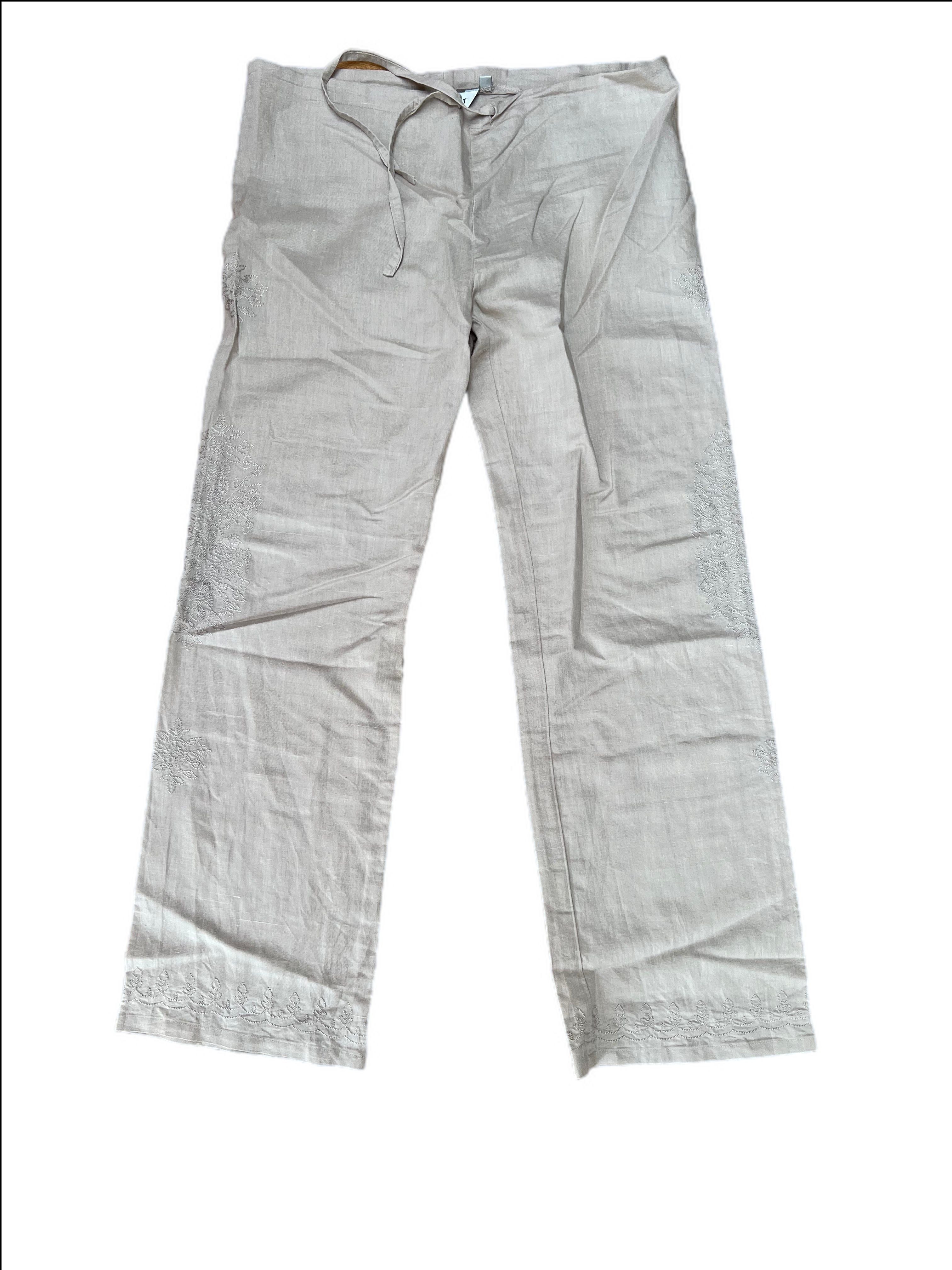 Drawstring pants with embroidery details