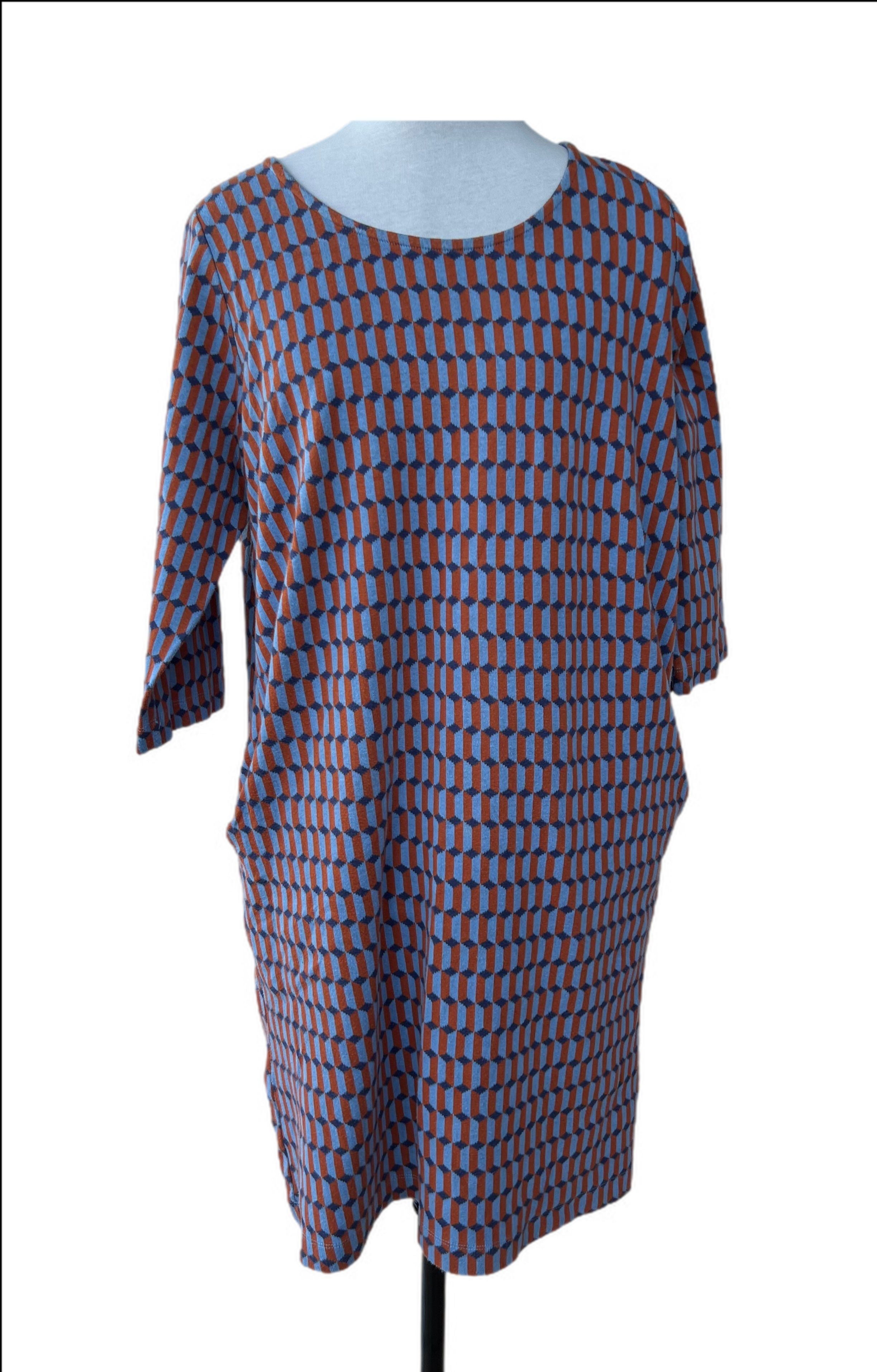 Tunic knit dress with pockets slight pilling