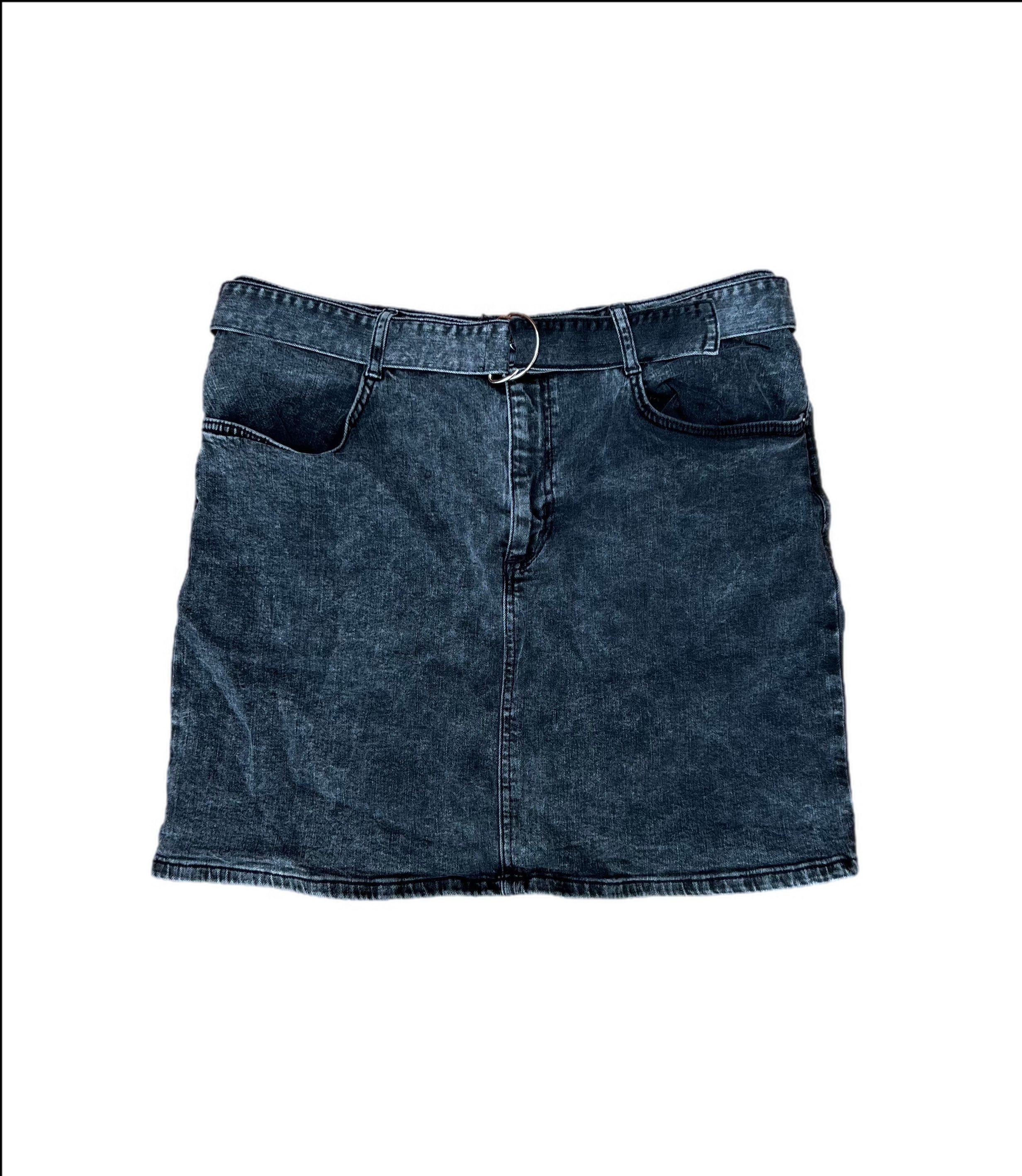 Denim skirt with belt