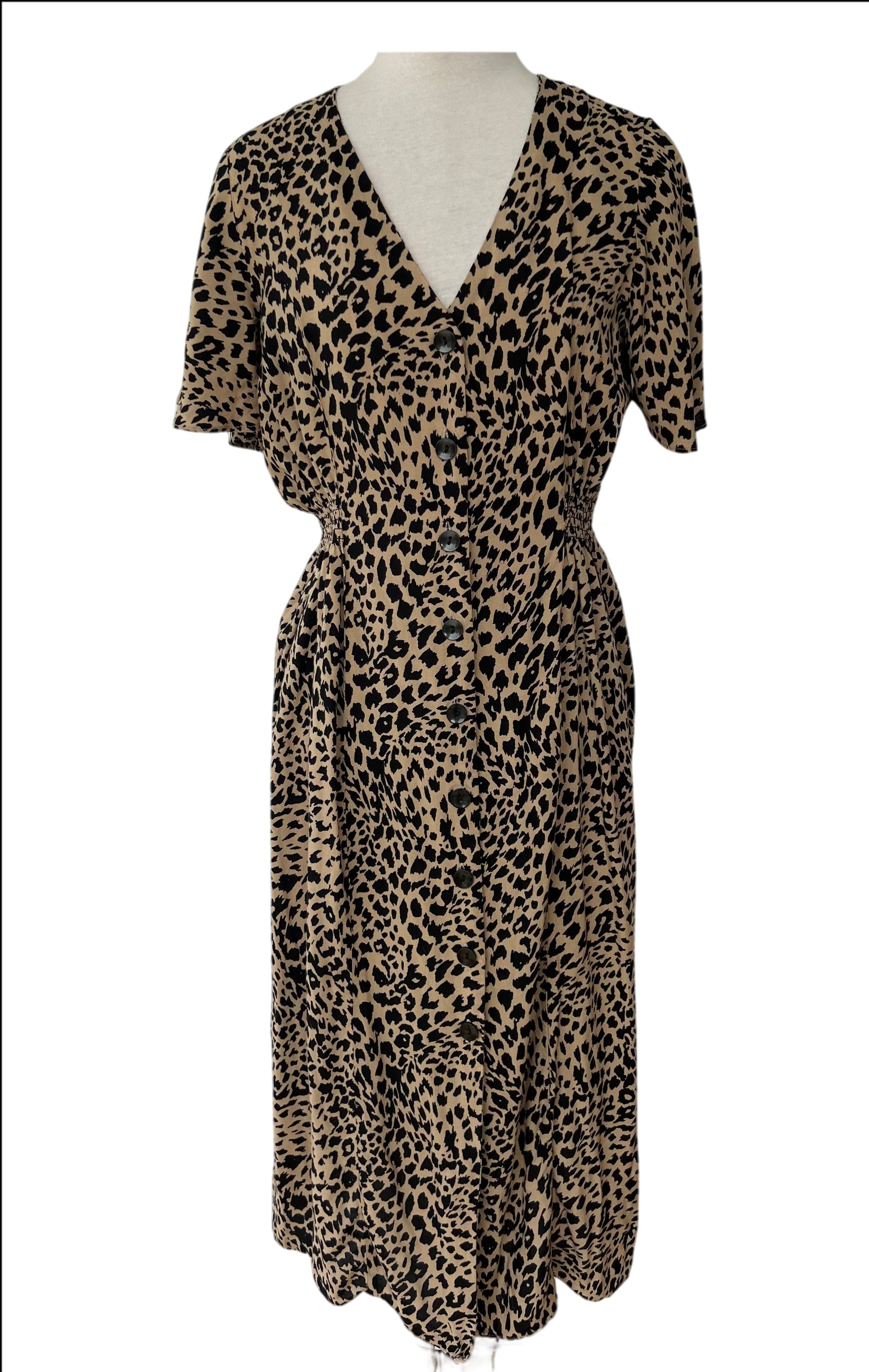 Button Front short sleeve long leopard print dress
